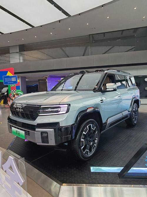 成都武侯区翔思联企业管理咨询比亚迪方程豹硬派越野的爆款，英菲尼迪35周年与你共成长